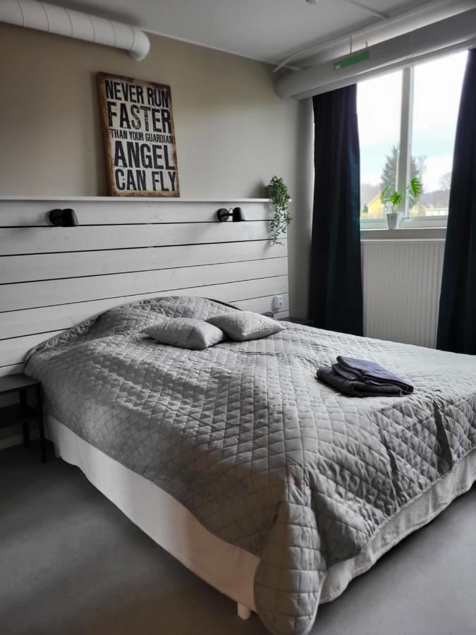 Kg Sleepover & Staellplats Karl Gustav 外观 照片